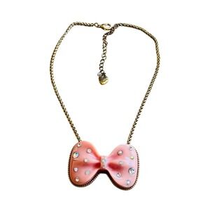 Betsey Johnson Pink Large Bow Necklace Crystal Rhinestone Jeweled Statement 20"
